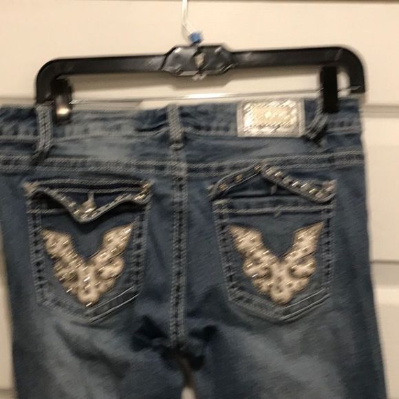 Women’s It’s Me jean in size 9 - Picture 2 of 6